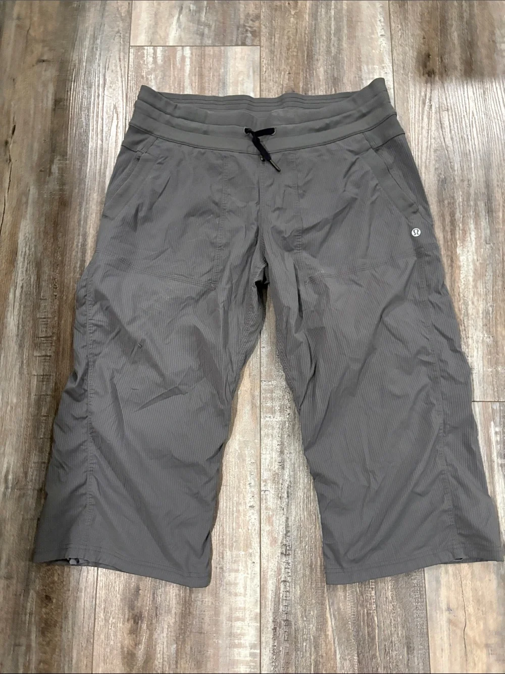 lululemon athletica preowned gray